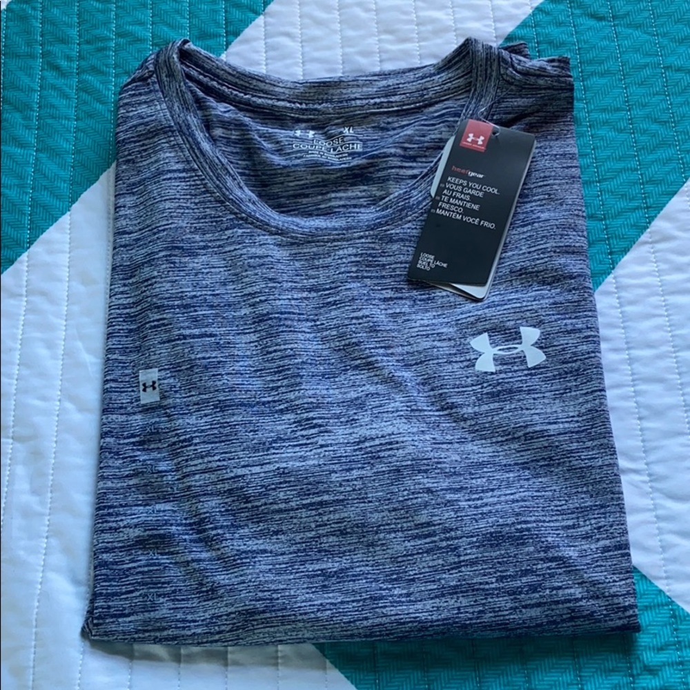 NWT Under Armour Men’s Short sleeve shirt